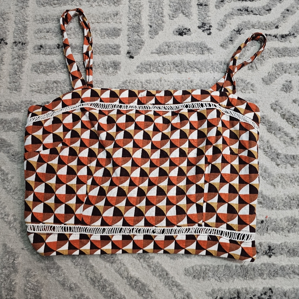 Geometric Patterned Crop Top